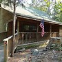 One Bedroom, one Bath Log-sided Cottage With Private hot tub on Lake O