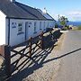 Beautiful 2-bed Semi Rural Cottage Enclosed Garden