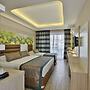 Opia Hotel
