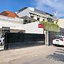 OYO Flagship 90789 Genteng Residence