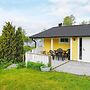 6 Person Holiday Home in Holsljunga-by Traum