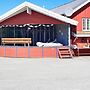 8 Person Holiday Home in Sjernaroy