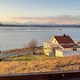 6 Person Holiday Home in Finnsnes