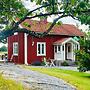 6 Person Holiday Home in Lidkoping-by Traum