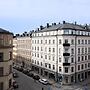 Stockholm Loft Haven 3 Beds in a 1-bedroom Gem