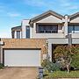 golf pool 2B House in point cook VIC