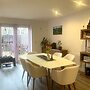 Luxorious 2-bedroom Townhouse in Carshalton