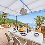Beautiful Apt With Seaview Terrace