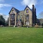 Lonsdale Villa Retreat