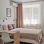 Seven City Apartments