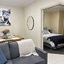 Morgan Place Central Melbourne CBD Apartment on Flinders Lane Late Che