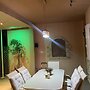 Oasis Garden Apartment