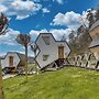 Bee House Vili