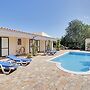 Algarve Country Villa With Pool