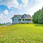 Cozy & Quiet Central City Farmhouse