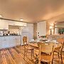 Chic Main Street Retreat < 7 Mi to KY Horse Park!