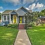 Cozy Texas Cottage 1/2 Mile to Downtown!