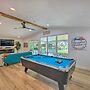 Modern Lakefront Mabank Home w/ Pool Table!