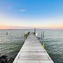 Potomac Waterfront Retreat w/ Dock & Kayaks