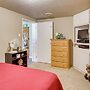 Cozy Lake Eufaula Hideaway w/ Fire Pit & Hot Tub!