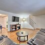 Pittsburgh Townhome ~ 5 Miles to Market Square