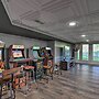 Game Room, Theater + Deck: Burnsville Cabin!