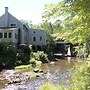 'the Mill' Loft w/ Fire Pit Near Portland!