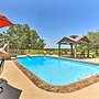 Sunset Ranch w/ Pool & Hot Tub on 29 Acres!