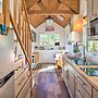 Shared Dock & Lake Access: Daingerfield Tiny Home