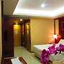 Fabhotel Prime Le Palace