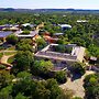 The Trois Estate at Enchanted Rock