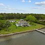 Harolds House 4 Bedroom Home by RedAwning
