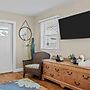 Mi Faro 2 Bedroom Duplex by RedAwning