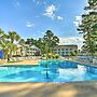 Myrtle Beach Condo w/ Pool: Near Golf & Mall!