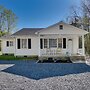 Rock Hill Cottage w/ Spacious Yard & Fire Pit!