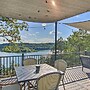Table Rock Lake Hideaway w/ Deck: Bring Your Boat!