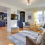 Cozy Historic Wakefield Home Close to Beaches
