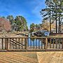 'cozy Cottage' w/ Shared Dock on Dawson Creek