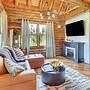Peaceful 'creekside North' Studio w/ Fire Pit