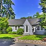 Charming Beaverton Home, Backyard w/ Fire Pit