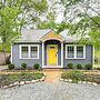 Renovated Carrboro House With Deck & Fire Pit!
