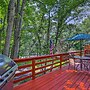 Updated Blakeslee Cottage w/ Fire Pit and Deck!