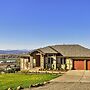 Chic Willamette Valley Home w/ Deck & Vineyard!