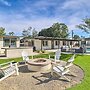 Walk to Downtown Palm Desert: Home w/ Pool Access