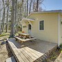 4-season Gold Coast Cottage, 2 Mi to Winter Sports