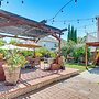 Downtown San Jose Apt w/ Deck: 1 Mi to SAP Center!