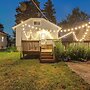 Cozy Westmont Home: Walk to Metra Station!