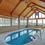 Ozark Mtn Views & Lake Access: Shirley Home