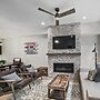 58b 2br 3ba 2 Bedroom Townhouse by RedAwning