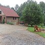 Scenic 'fox Ridge Cabin' on 4 Acres w/ Hot Tub!